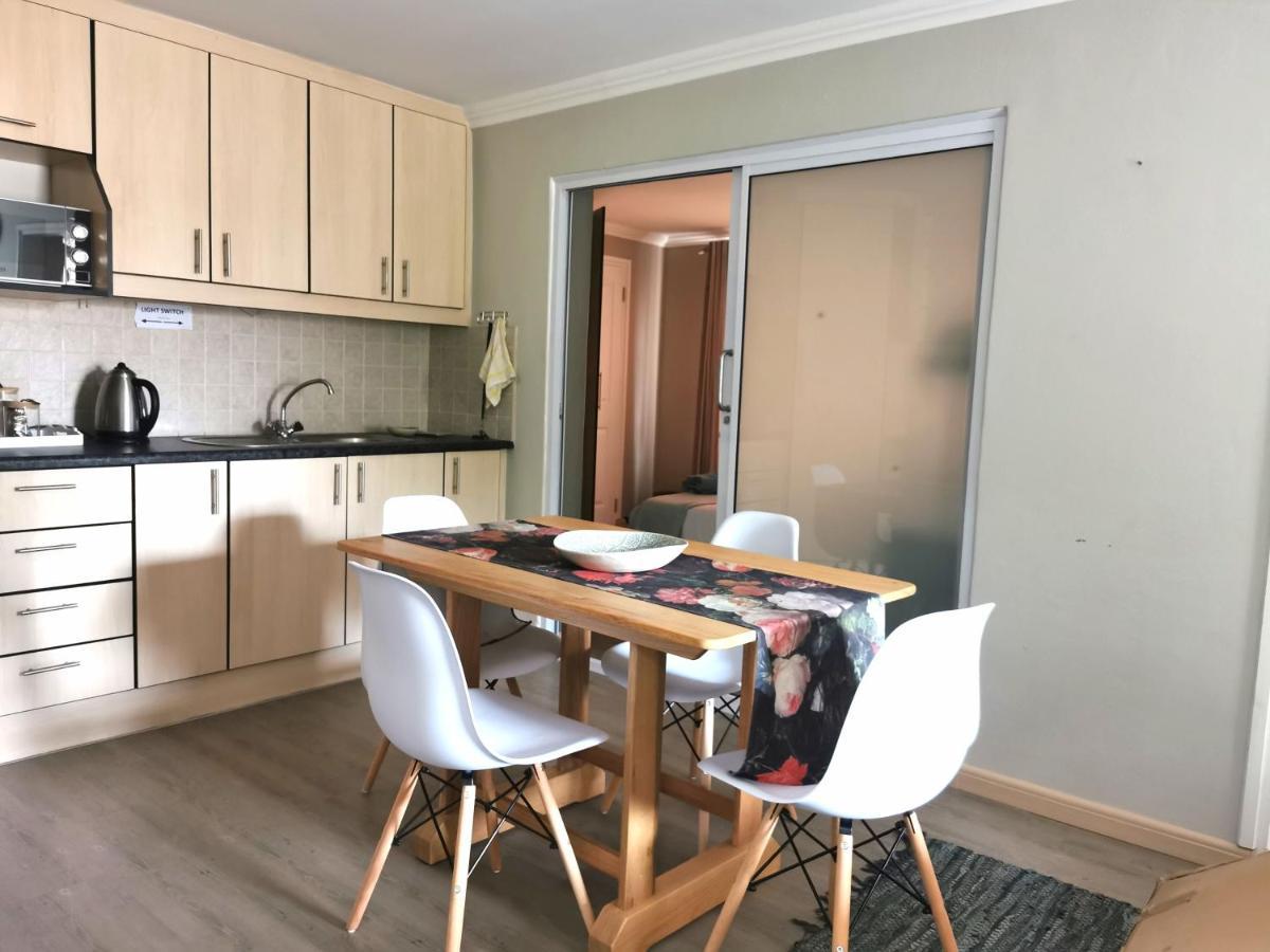 Апартаменты Mulberry Gardens Self Catering Свакопмунд Экстерьер фото