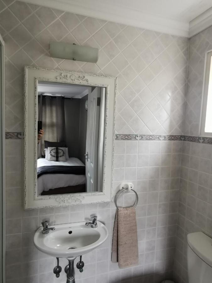 Апартаменты Mulberry Gardens Self Catering Свакопмунд Экстерьер фото