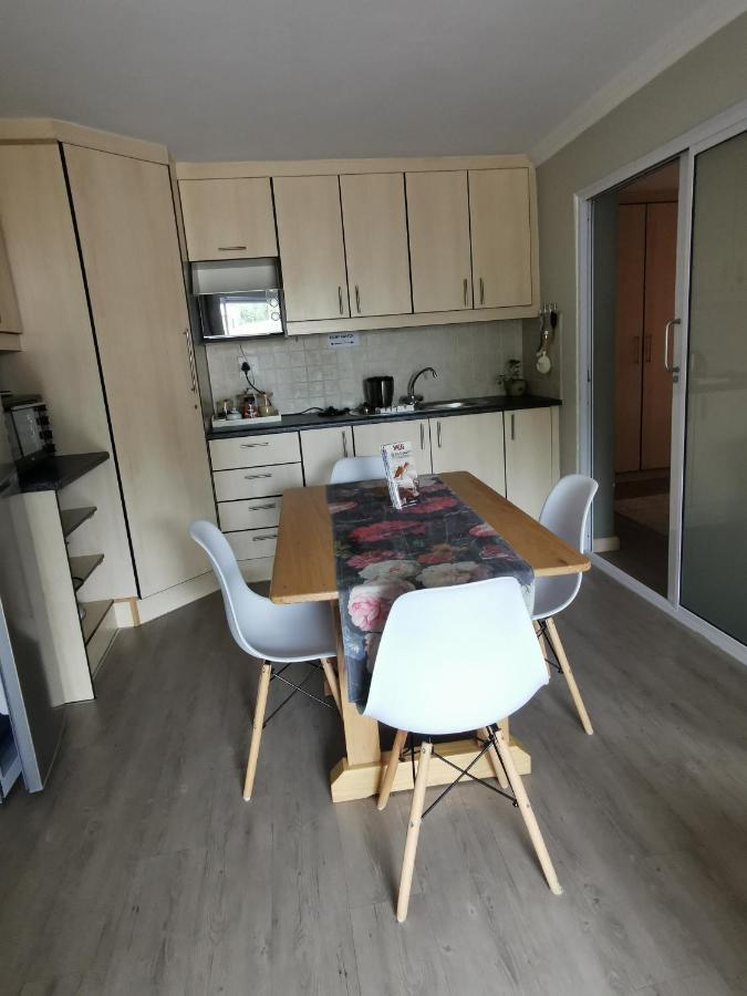 Апартаменты Mulberry Gardens Self Catering Свакопмунд Экстерьер фото